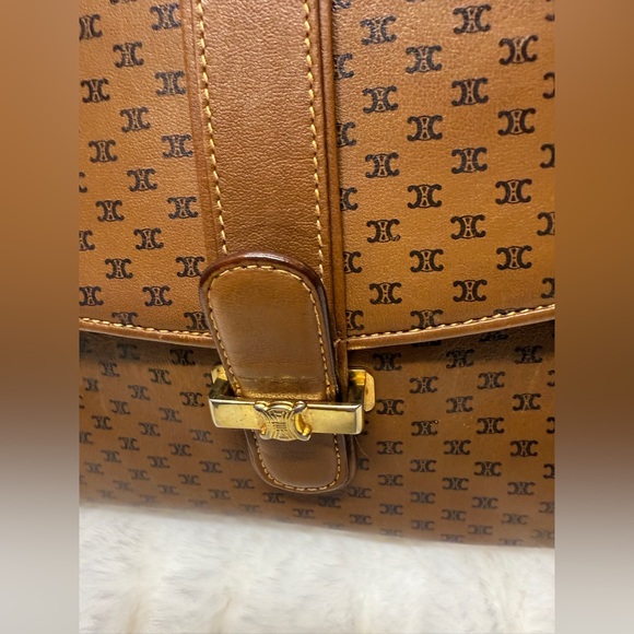 CELINE-Brown Leather Shoulder Bag - Picture 7 of 12